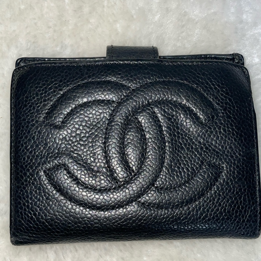 Chanel BiFold Caviar Wallet